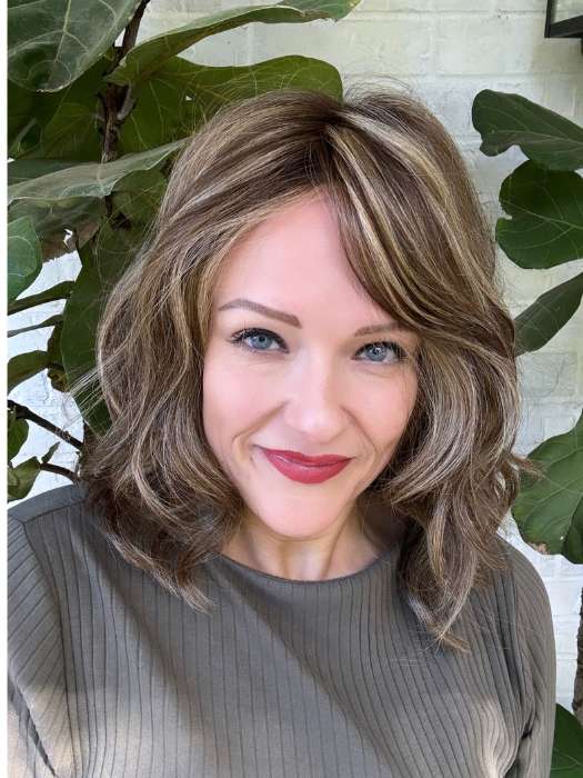 Bella Vida | Petite/Average | Synthetic Lace Front Wig (Hand-Tied) - Image 10