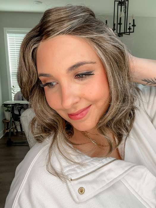 Bella Vida | Petite/Average | Synthetic Lace Front Wig (Hand-Tied) - Image 3