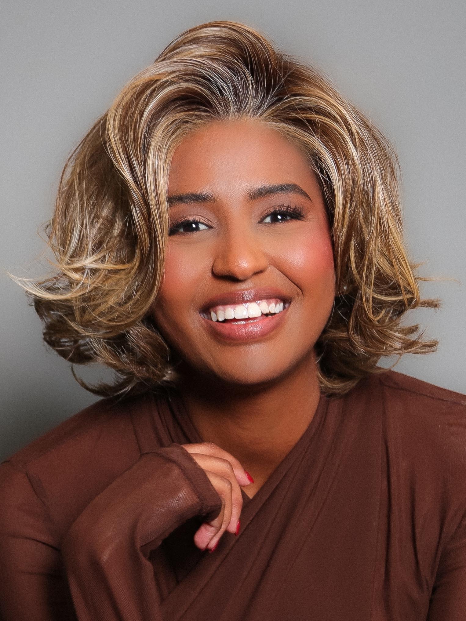 Crowd Pleaser | HF Synthetic Lace Front Wig (Mono Part) - Image 11