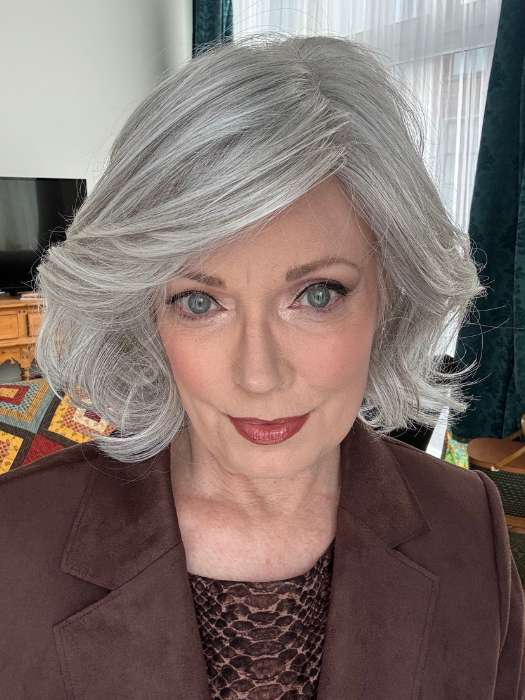 Crowd Pleaser | HF Synthetic Lace Front Wig (Mono Part) - Image 4