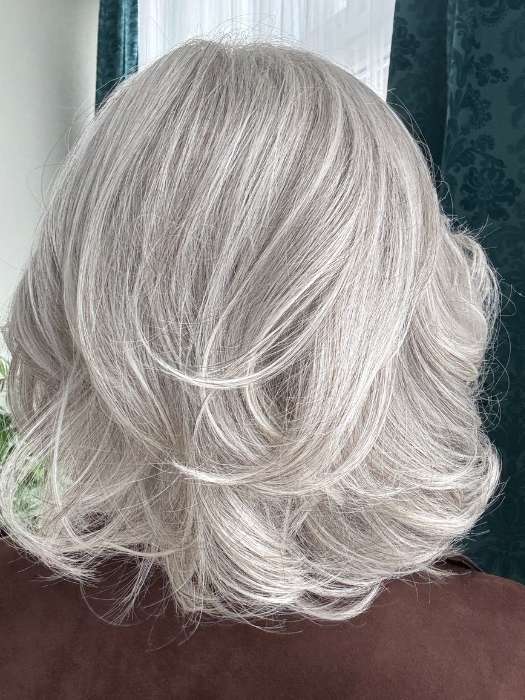 Crowd Pleaser | HF Synthetic Lace Front Wig (Mono Part) - Image 6