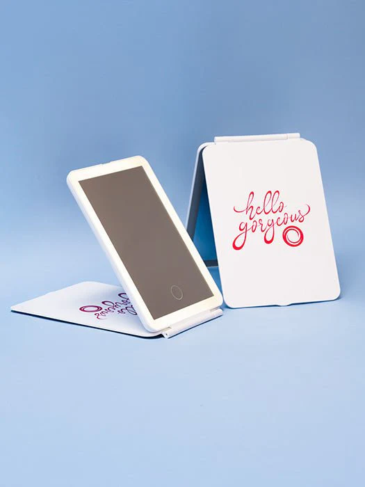 Travel Styling Mirror with Lights - Image 2