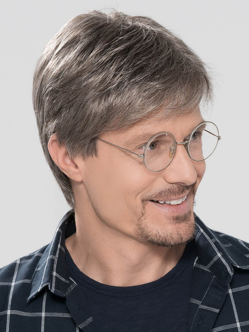 Roger Sport 2.0 | Synthetic Lace Front Men's Wig (Hand-Tied) | DISCONTINUED - Image 7