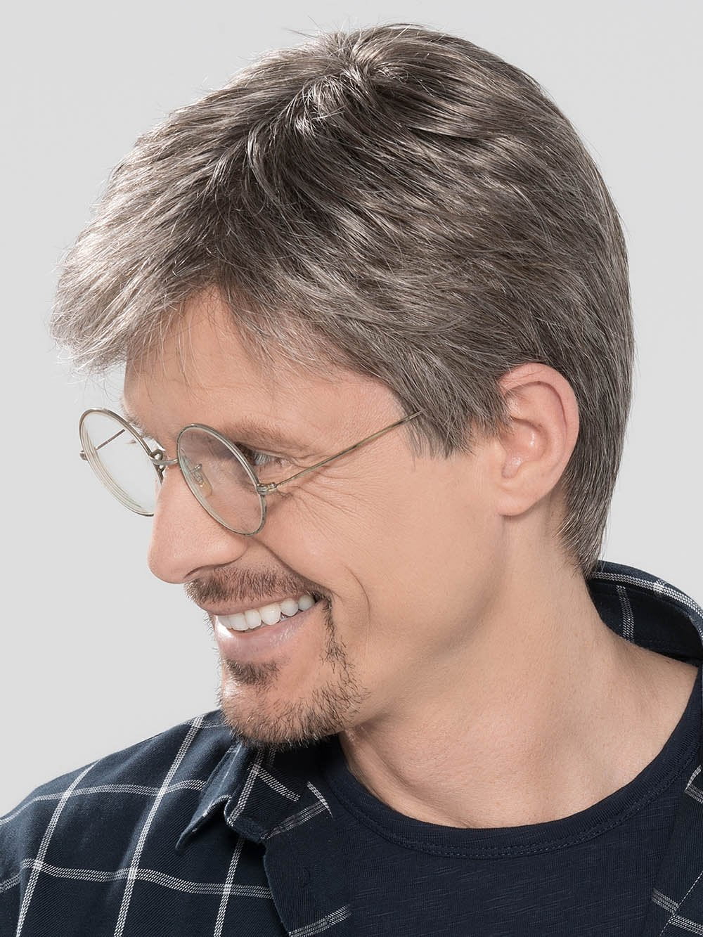 Roger Sport 2.0 | Synthetic Lace Front Men's Wig (Hand-Tied) | DISCONTINUED - Image 8