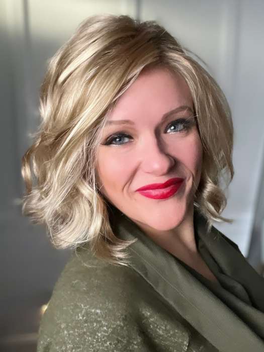 Soft and Subtle Petite/Average | Synthetic Lace Front Wig (Mono Part) - Image 3